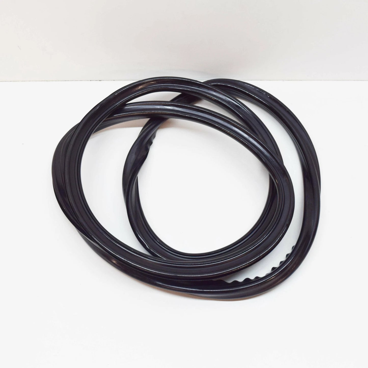 NEW MERCEDES-BENZ S W126 REAR WINDOW SEALING FRAME A1266780420 ORIGINAL