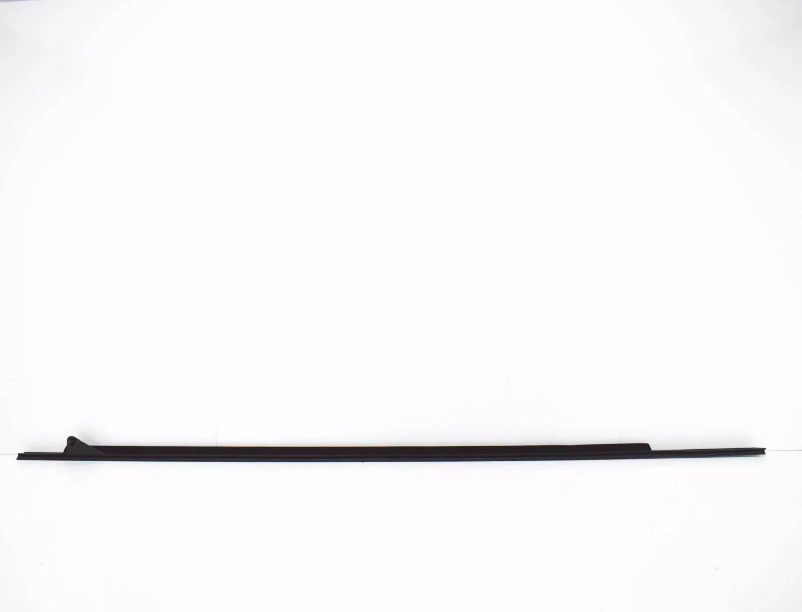 NEW AUDI A3 8P FRONT LEFT OUTER WINDOW APERTURE SEAL 8P3837477C