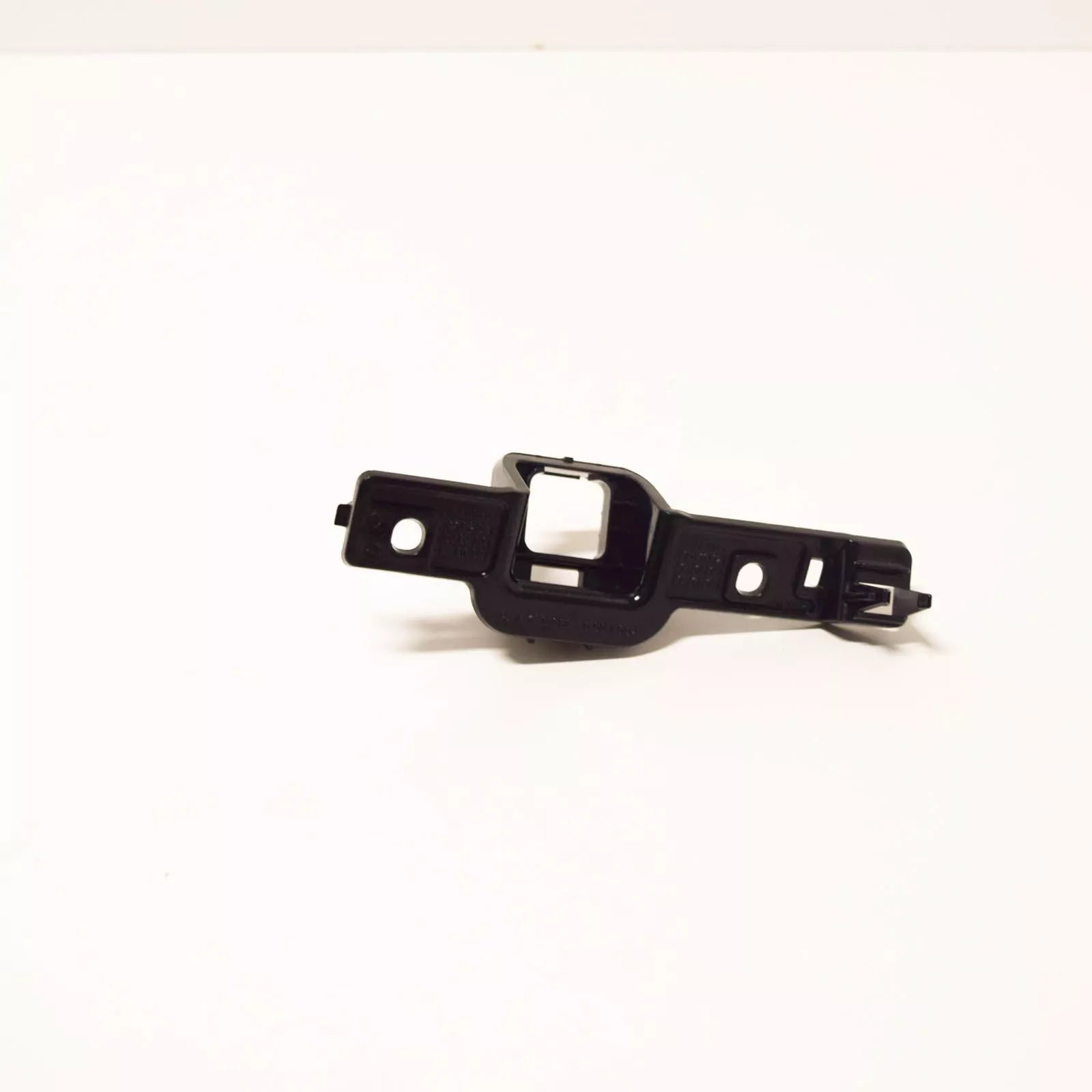 NEW MERCEDES BENZ GLA X156 FRONT CAMERA BRACKET A1568883000 ORIGINAL