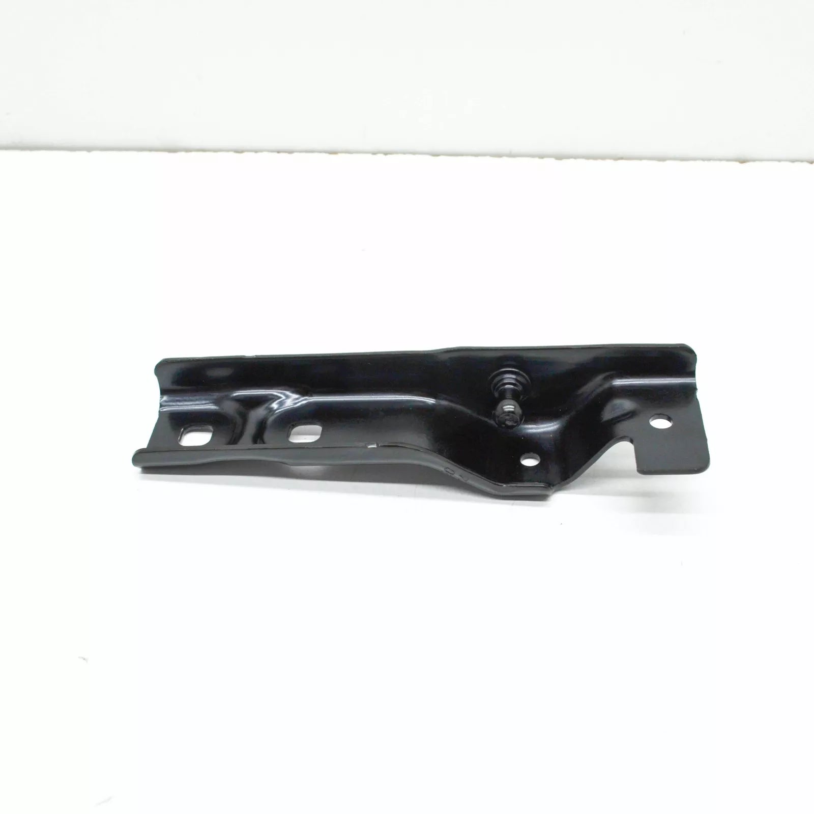 NEW BMW X2 F39 LEFT GAS SPRING BRACKET 41007956399 ORIGINAL