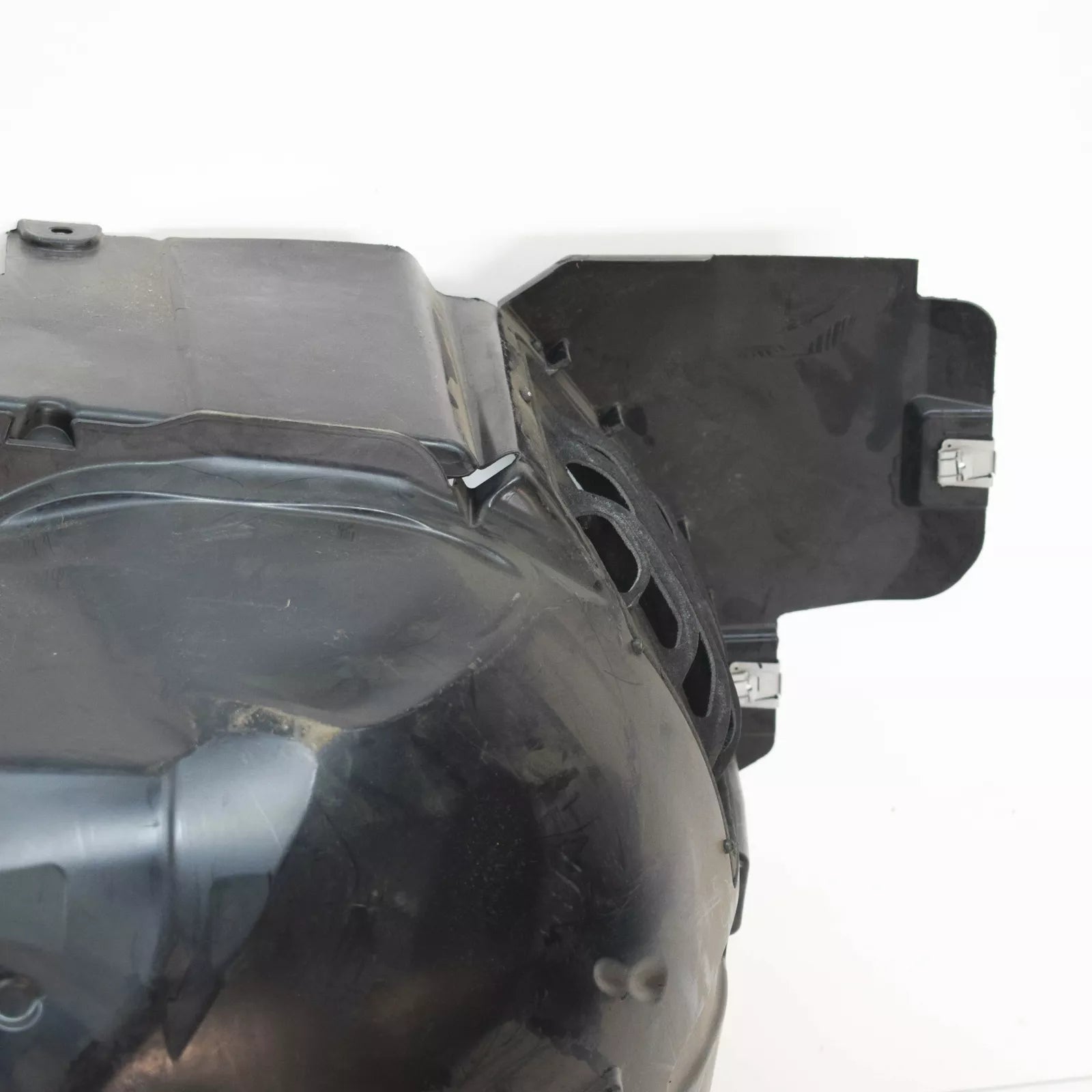 NEW MERCEDES-BENZ GLA X156 FRONT RIGHT WHEEL HOUSING LINER A1566900030 ORIGINAL