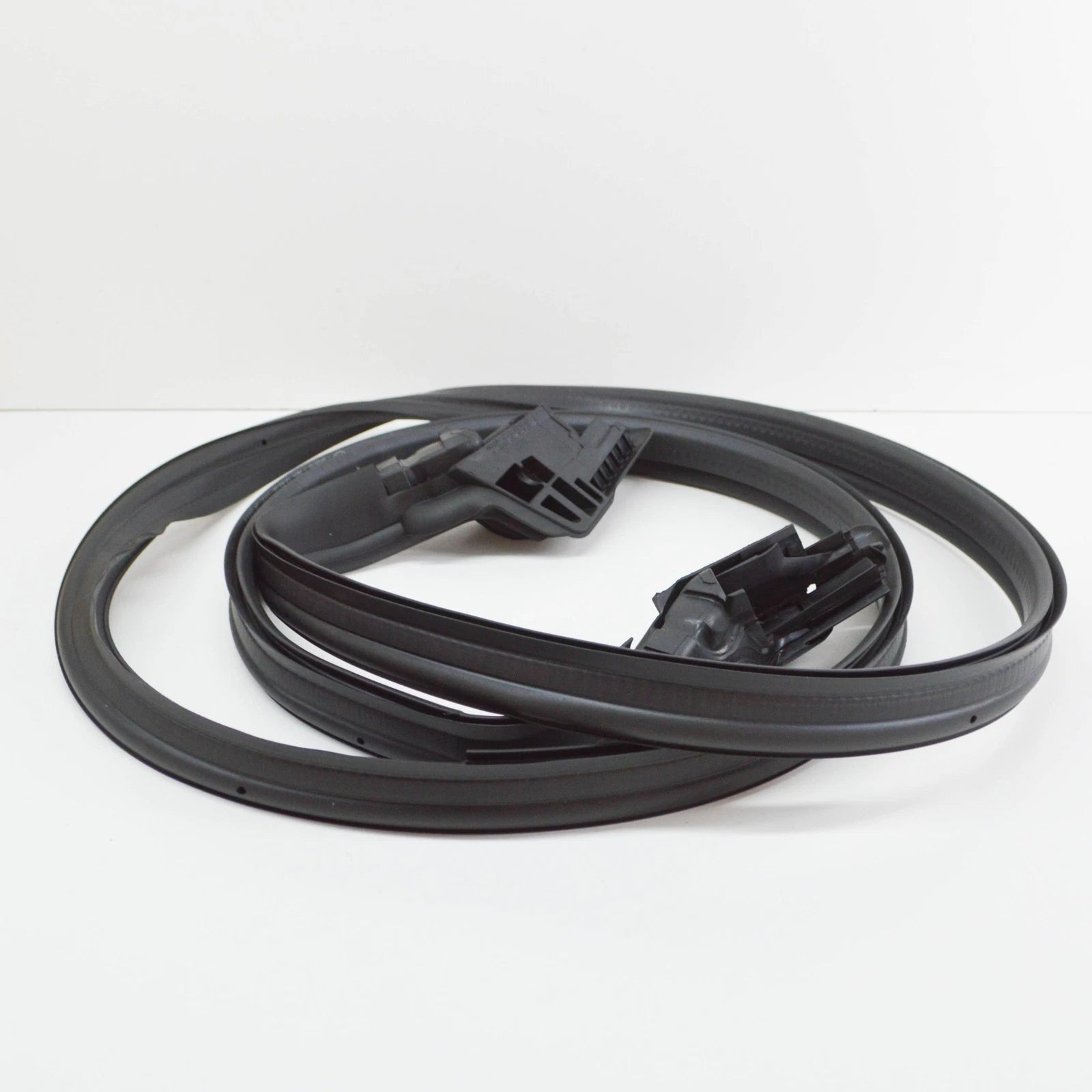 NEW MERCEDES-BENZ SL R231 REAR LID SEALING FRAME A2317500198 ORIGINAL