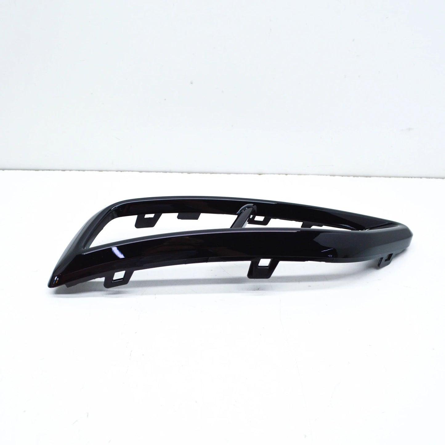 NEW VOLKSWAGEN TIGUAN AD1 REAR LEFT EXHAUST TAILPIPE TRIM 5NN807833D041