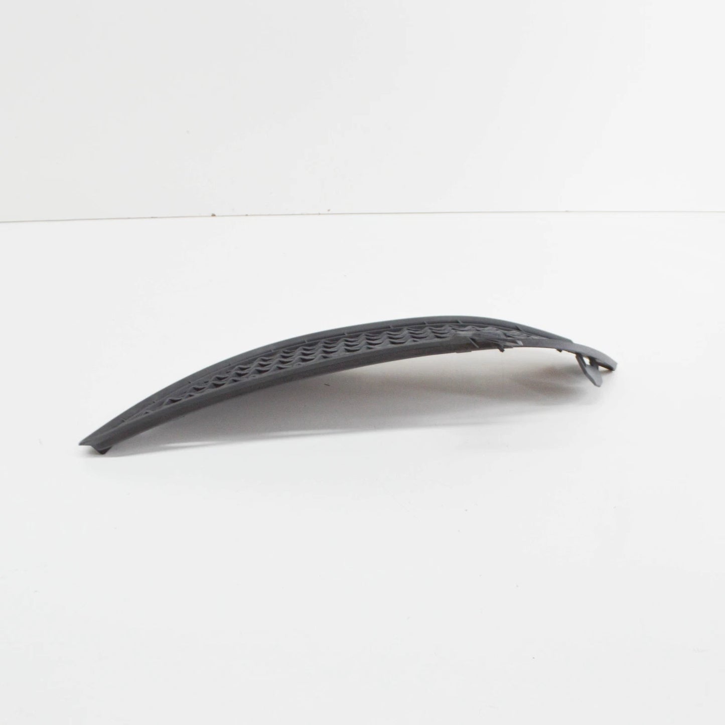 NEW MERCEDES-BENZ B W246 FRONT BUMPER RIGHT GRILLE A2468851622 ORIGINAL