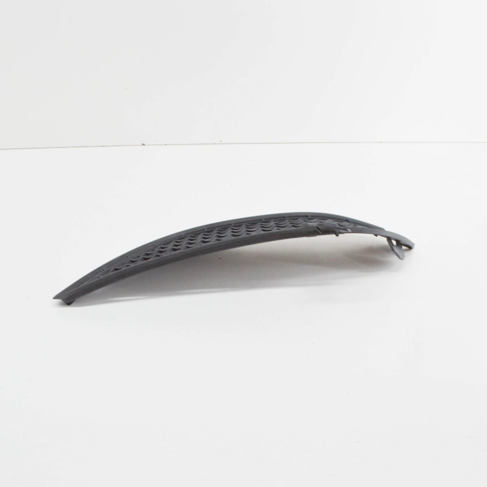 NEW MERCEDES-BENZ B W246 FRONT BUMPER RIGHT GRILLE A2468851622 ORIGINAL