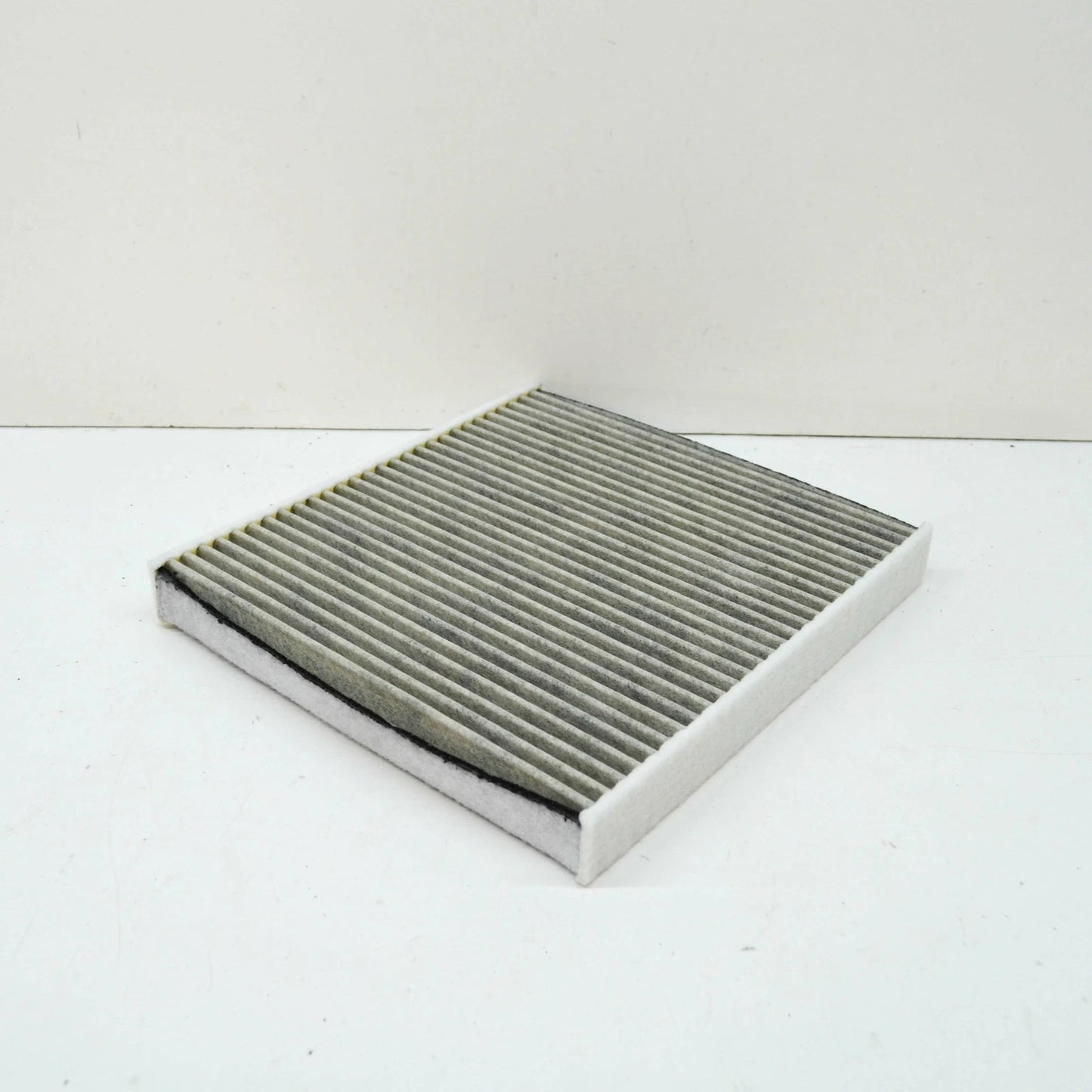NEW AUDI A3 8V INTERIOR AIR FILTER 5Q0819669