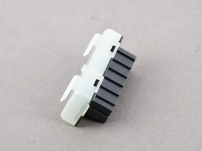 NEW MERCEDES-BENZ E W212 CONNECTOR DISTRIBUTOR BLOCK A0045468440 ORIGINAL