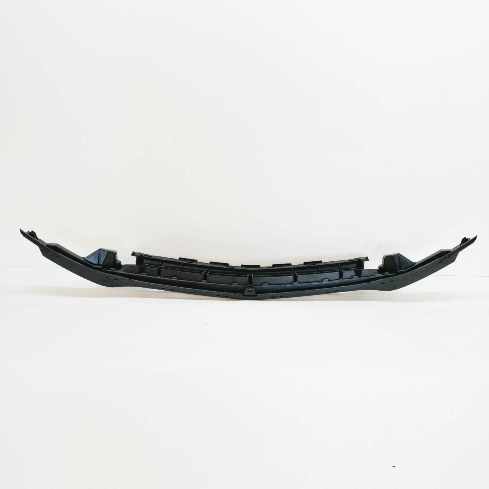 NEW MERCEDES-BENZ C W205 FRONT BUMPER CENTER LOWER GRILLE A2058857904 ORIGINAL