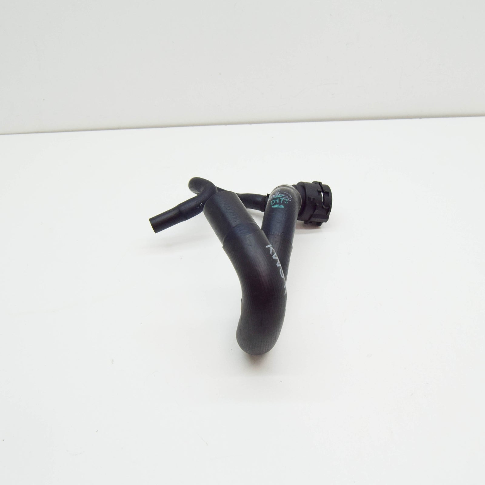 NEW AUDI Q2 GA RADIATOR WATER COOLANT HOSE 5Q0122157CL ORIGINAL