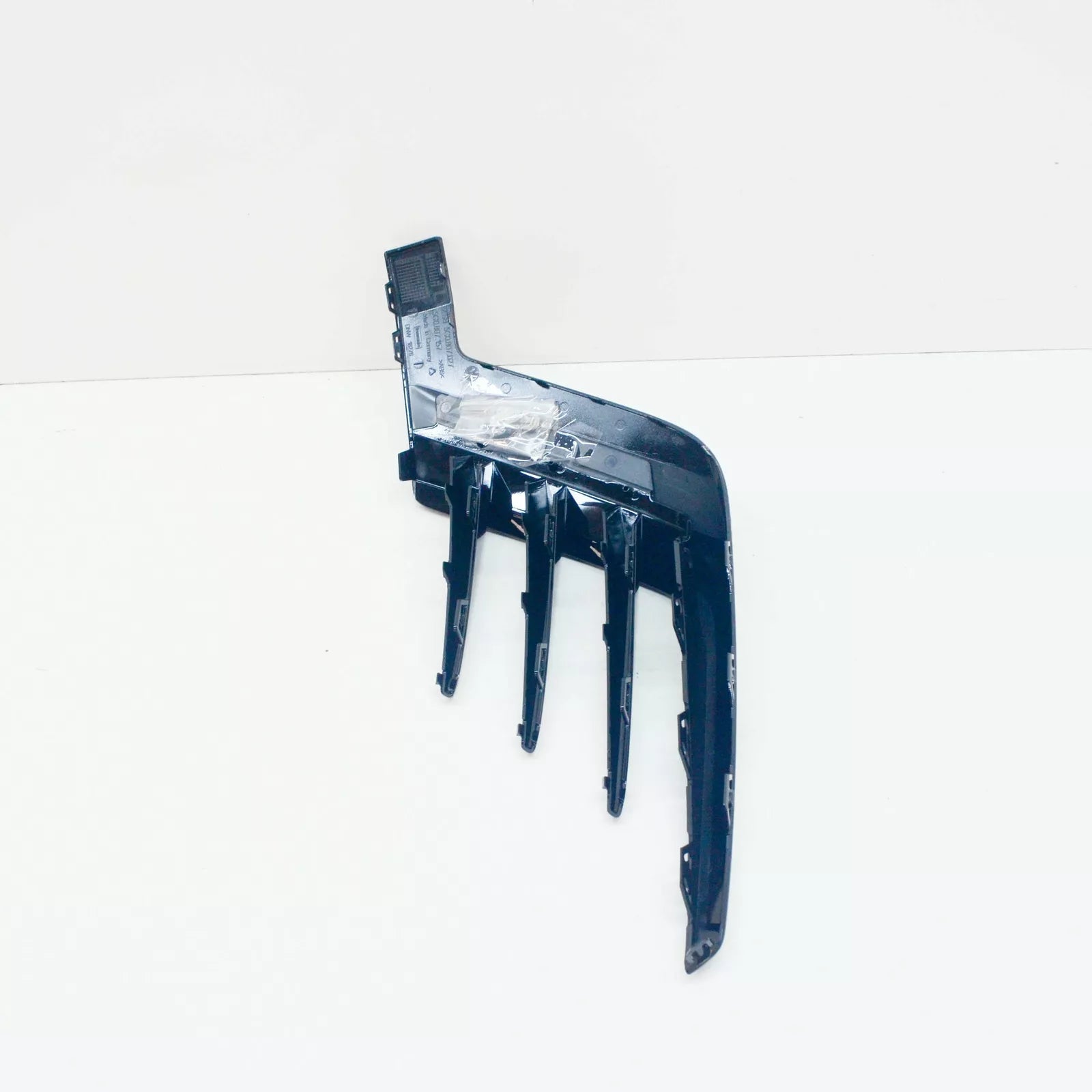 NEW VW GOLF MK7 FRONT BUMPER LEFT VENT GRILLE 5G0807027041 ORIGINAL