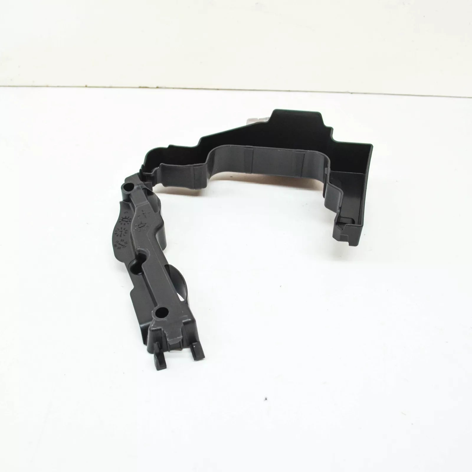 NEW AUDI Q7 4M RADIATOR CORE SUPPORT AIR DUCT 4M0121287B ORIGINAL