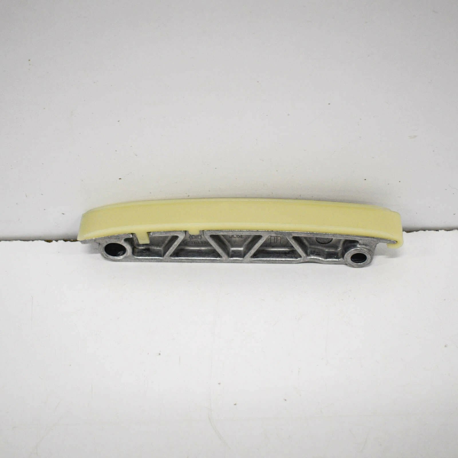 NEW AUDI A4 TIMING CHAIN GUIDE B8 057109469G 2011 ORIGINAL