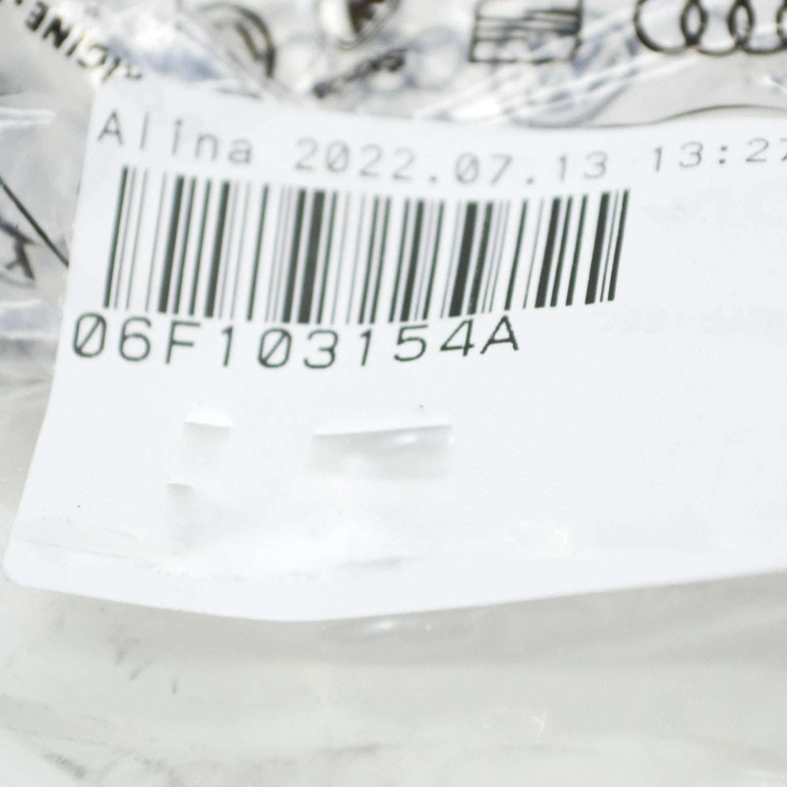 NEW AUDI A1 MK1 OIL SPRAY JET 06F103154A OEM