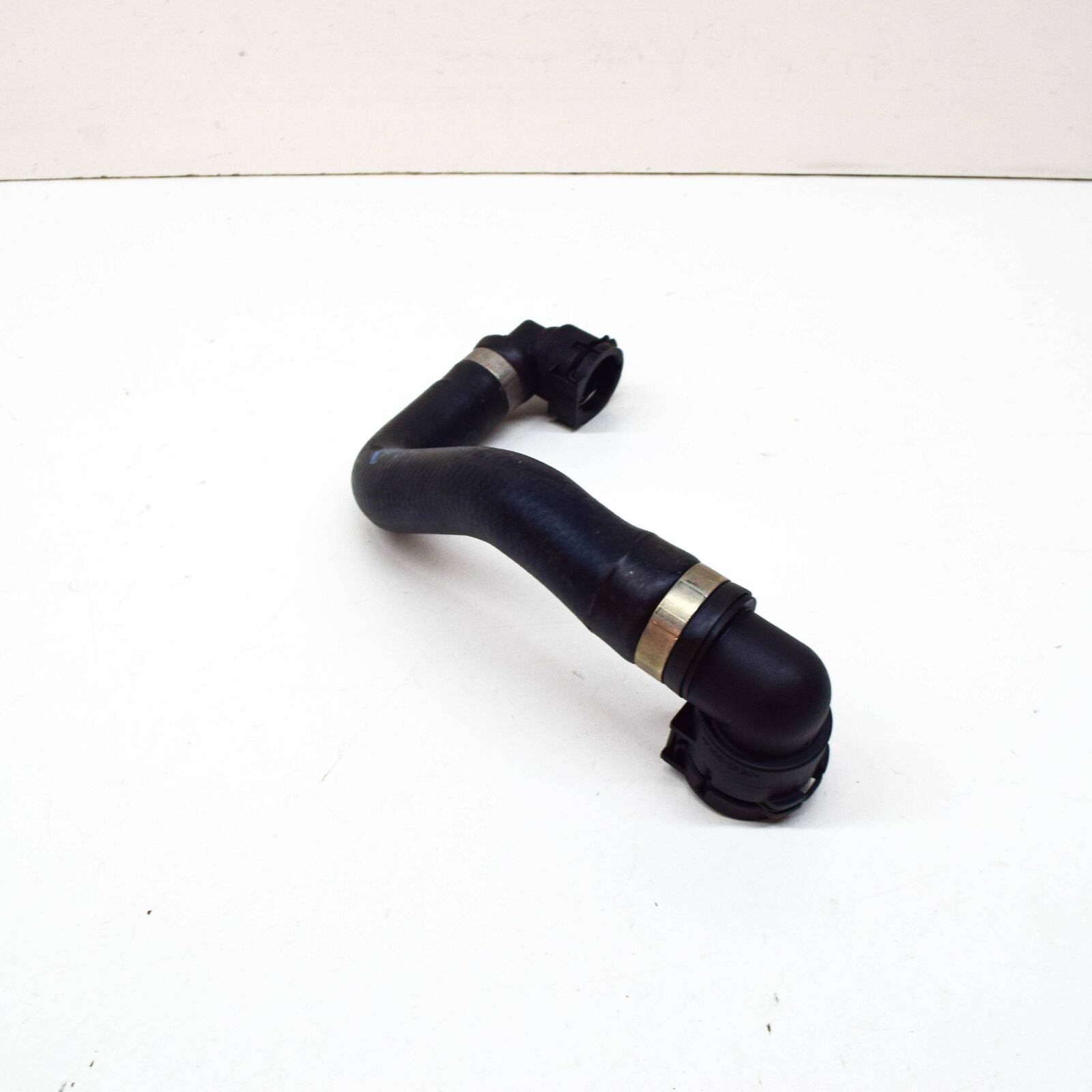 NEW MERCEDES-BENZ GLC COUPE C253 WATER COOLING PIPE HOSE A2535010082 BE ORIGINAL