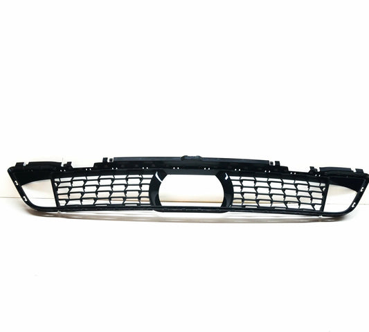 NEW BMW 5 G30 M FRONT BUMPER LOWER CENTER GRILLE 51118098664 ORIGINAL