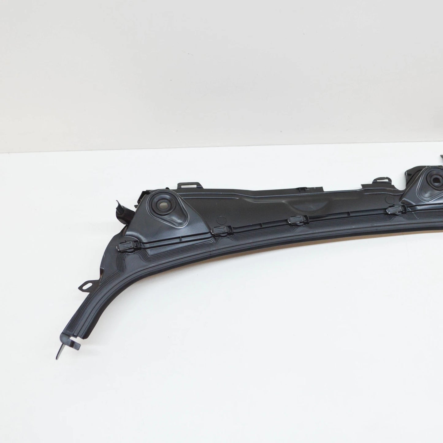 NEW BMW 3 F30, F80 WINDSHIELD COWL PANEL COVER RHD 51717258178 7258178 ORIGINAL