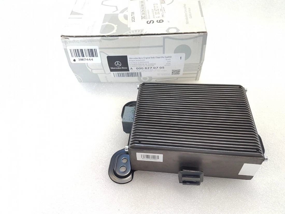 NEW MERCEDES-BENZ C W205 VOLTAGE CONVERTER A0008270705 ORIGINAL