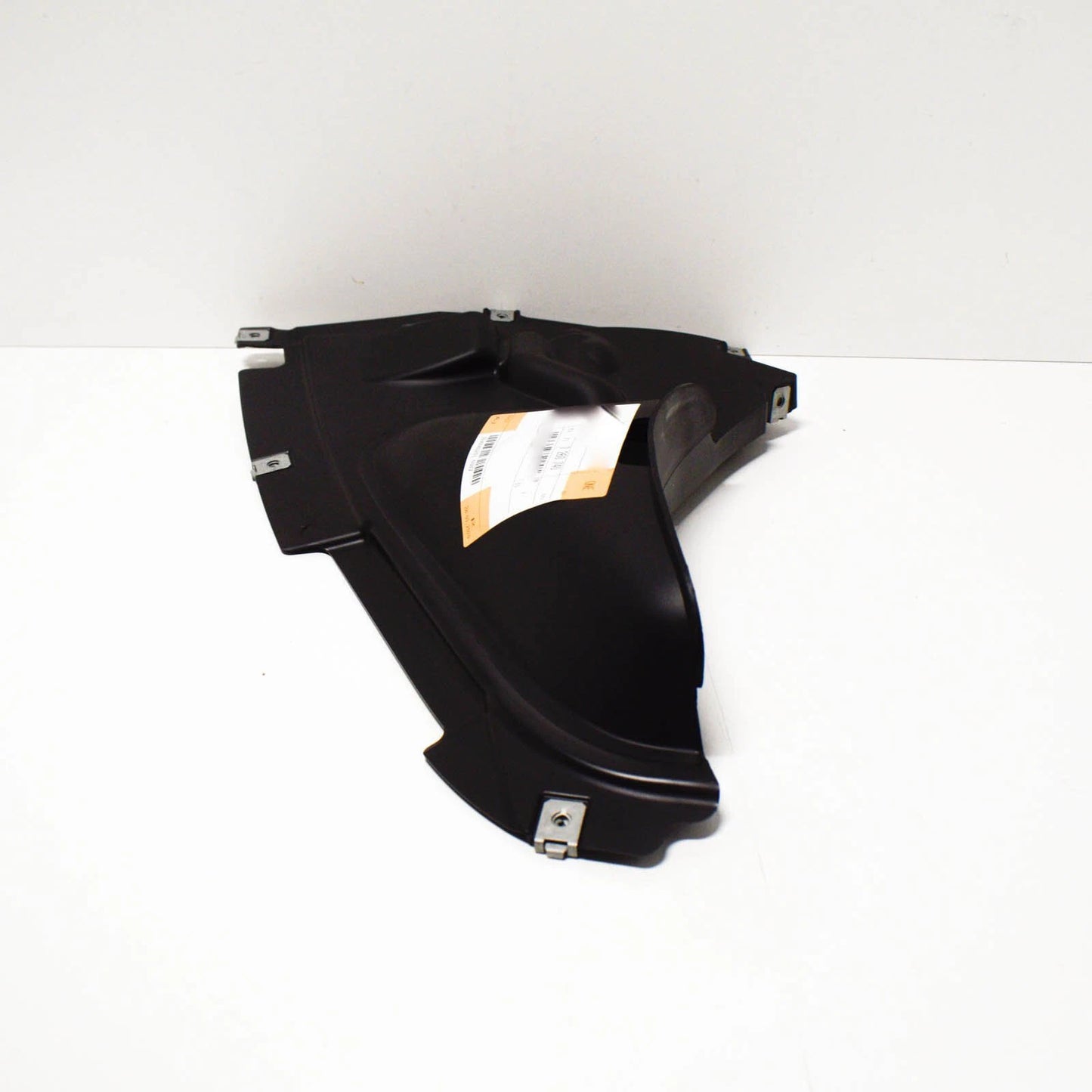 NEW BMW 3 F30 FRONT RIGHT MUD GUARD TRIM BOTTOM 51717260740 7260740 2015