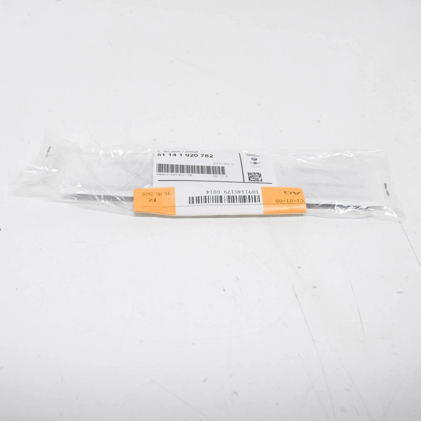 NEW BMW 7 E32 REAR TAILGATE BOOT LID EMBLEM BADGE 51141920782 1920782 ORIGINAL