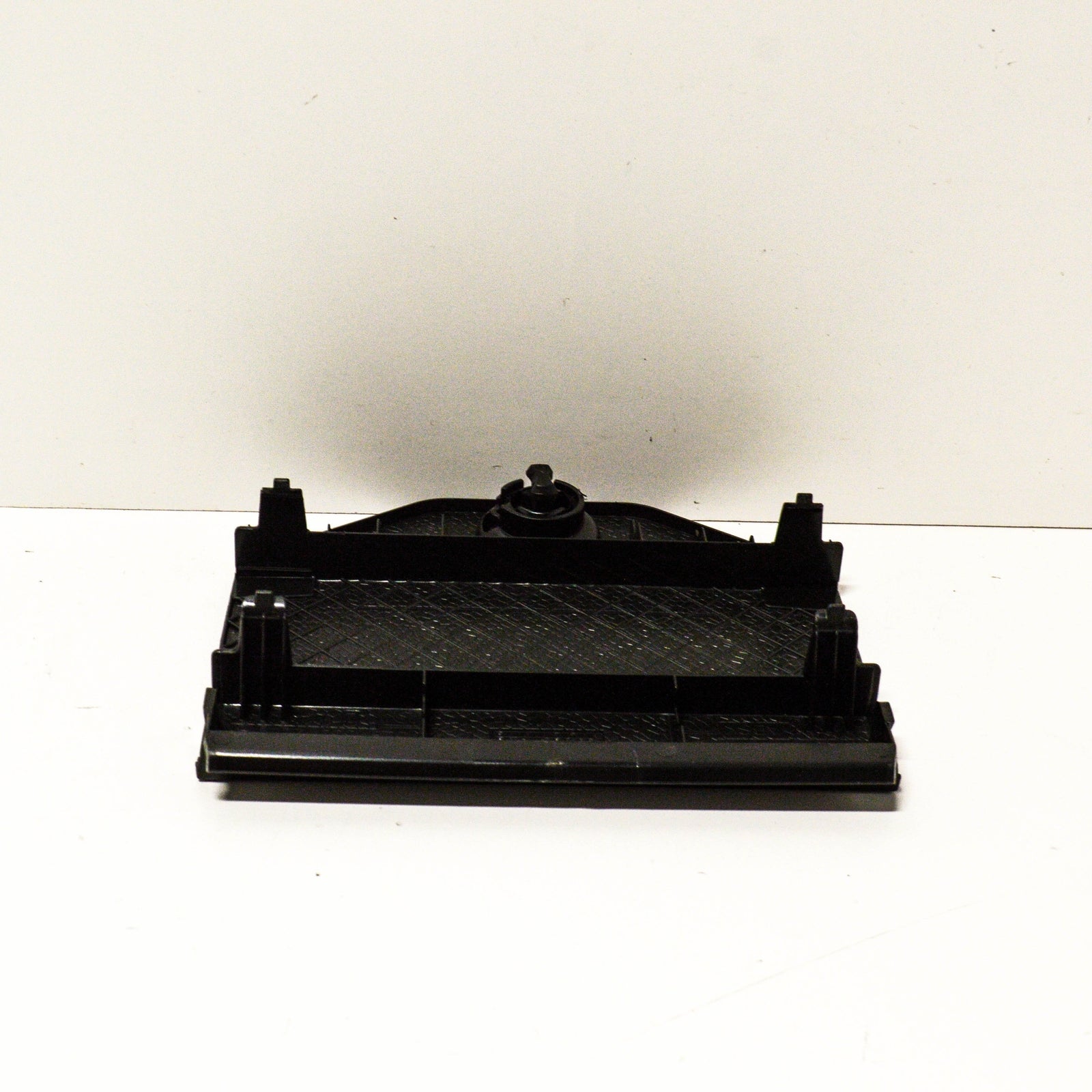 NEW VOLKSWAGEN PASSAT 3C WARNING TRIANGLE HOLDER 3C9860285A9B9 ORIGINAL