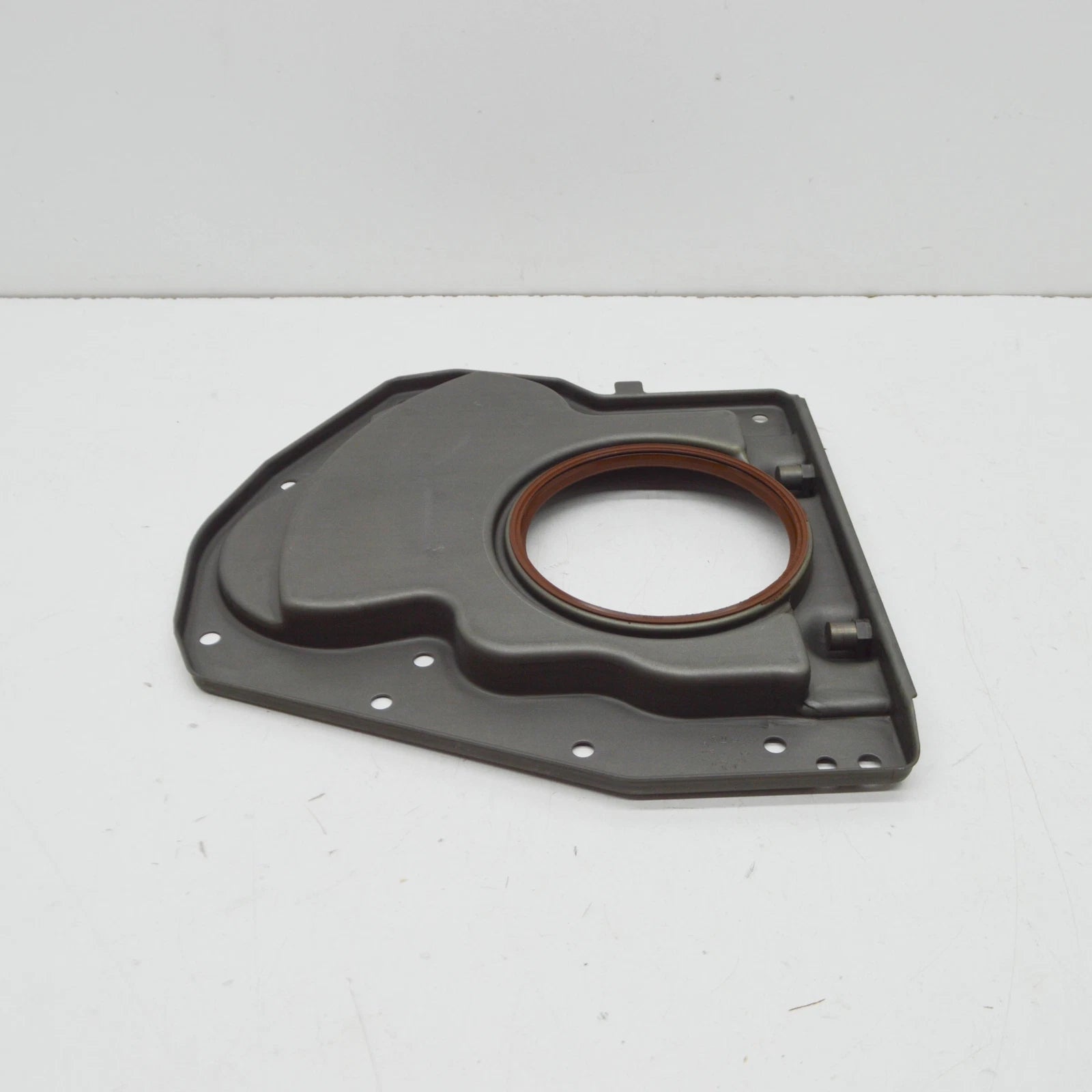 NEW MERCEDES-BENZ E W212 REAR CYLINDER CRANKCASE COVER A2730100814 ORIGINAL