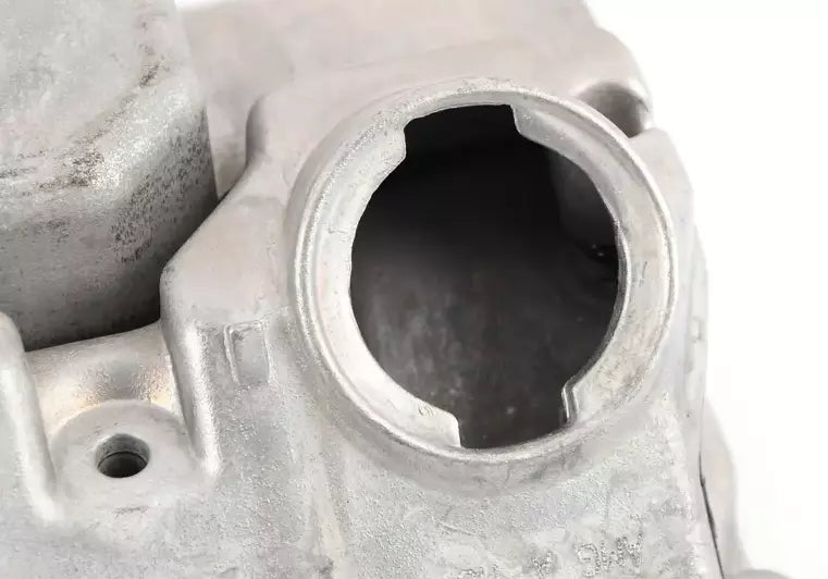 NEW MERCEDES-BENZ SLK R171 LEFT SIDE VALVE COVER A1130100730 ORIGINAL