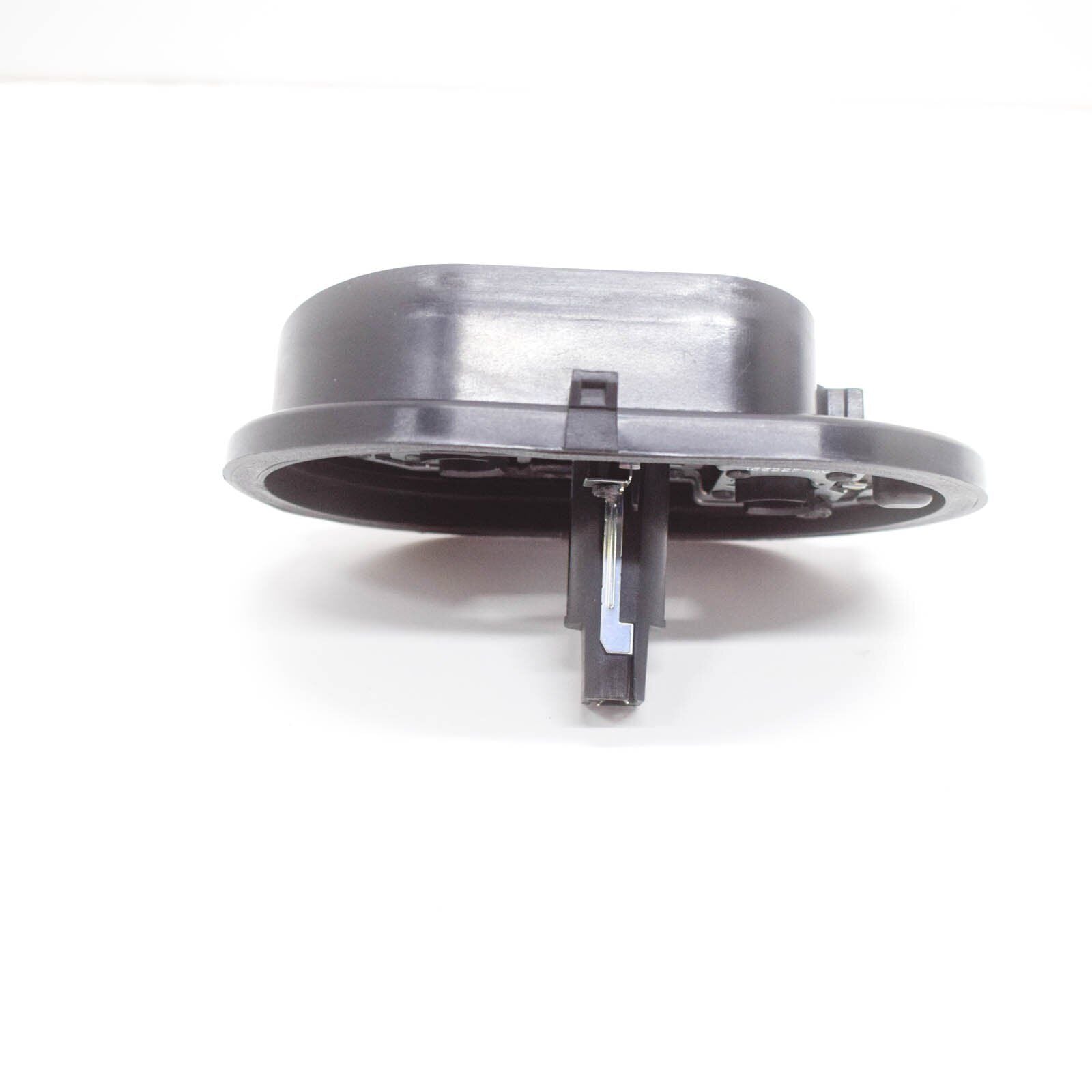 NEW VOLKSWAGEN TIGUAN 5N REAR LEFT TAILLIGHT BULB HOLDER 5N0945257C ORIGINAL