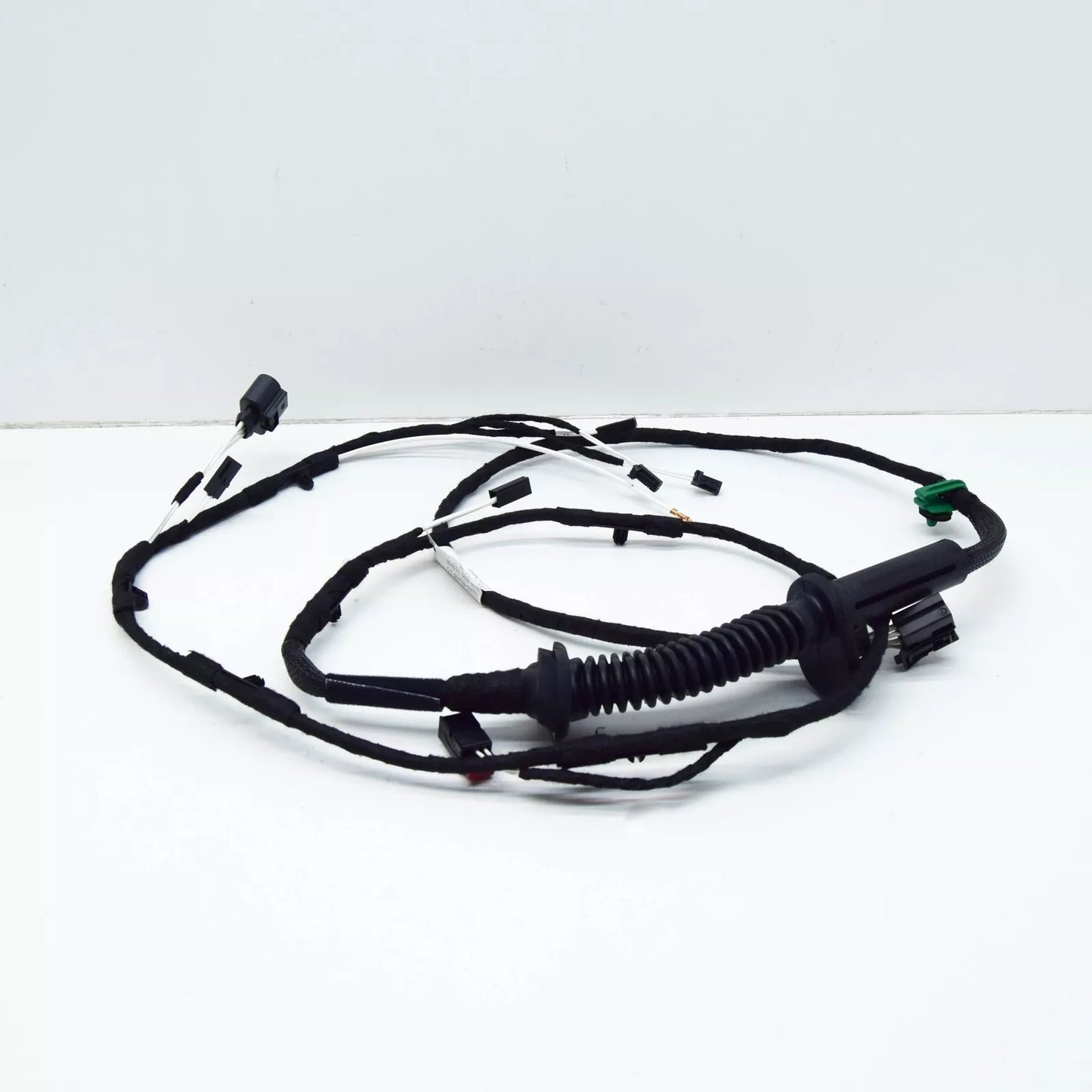 NEW VOLKSWAGEN PASSAT B7 TAILGATE CABLE HARNESS LOOM 3AF971147E ORIGINAL