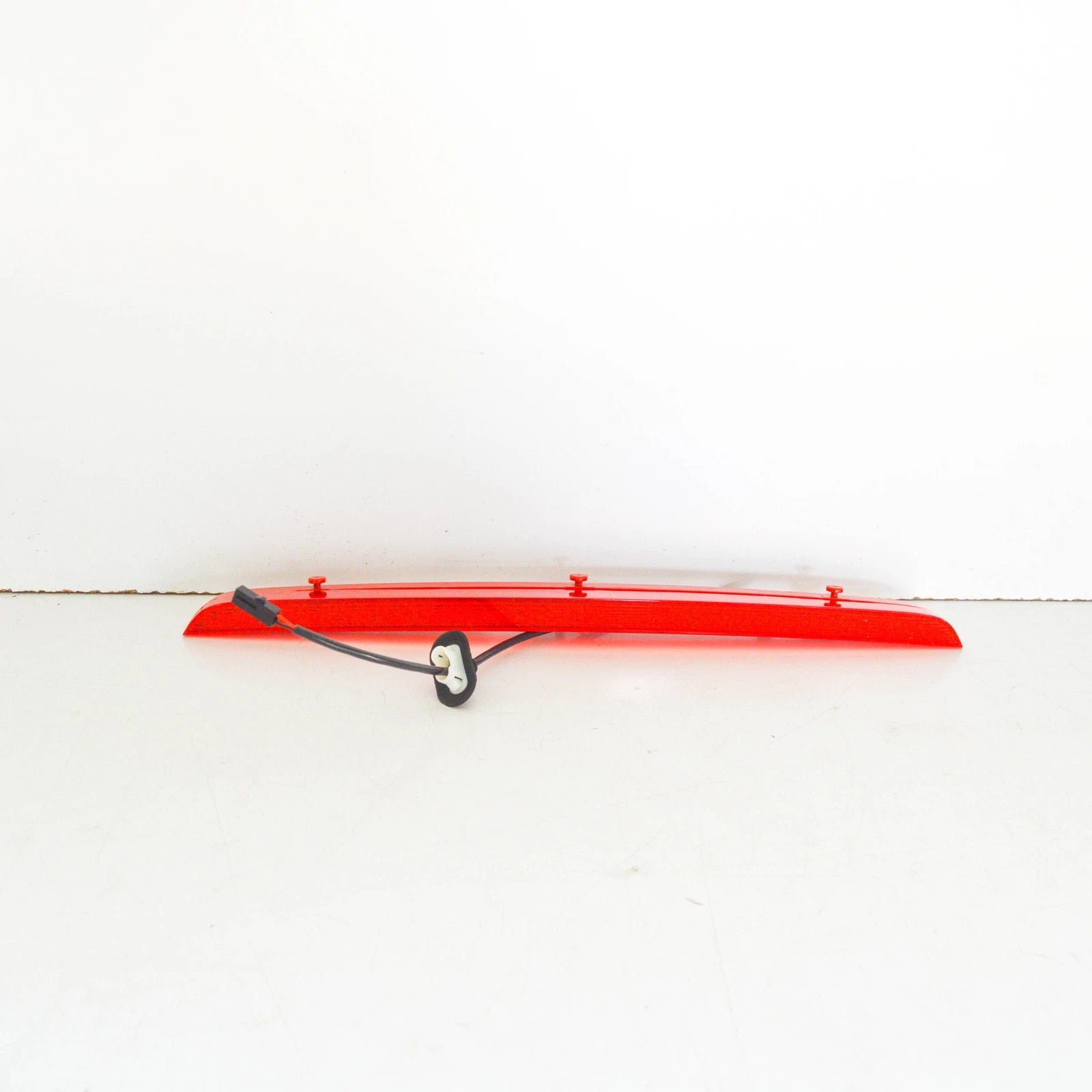 NEW AUDI A6 C6 REAR ADDITIONAL THIRD BRAKE STOP LIGHT 4G9945097 ORIGINAL