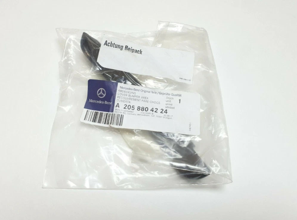 NEW MERCEDES-BENZ C W205 REAR BUMPER AREA RIGHT COVER A2058804224 ORIGINAL
