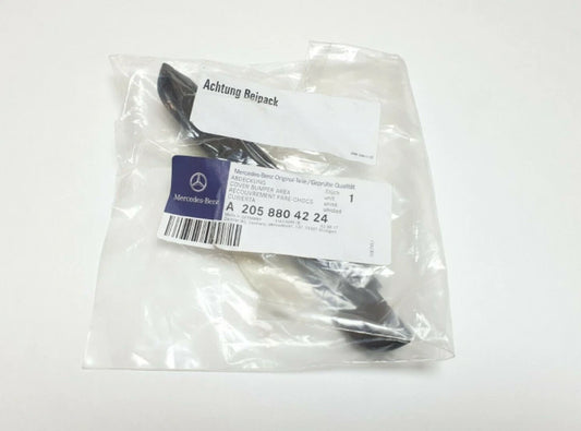 NEW MERCEDES-BENZ C W205 REAR BUMPER AREA RIGHT COVER A2058804224 ORIGINAL