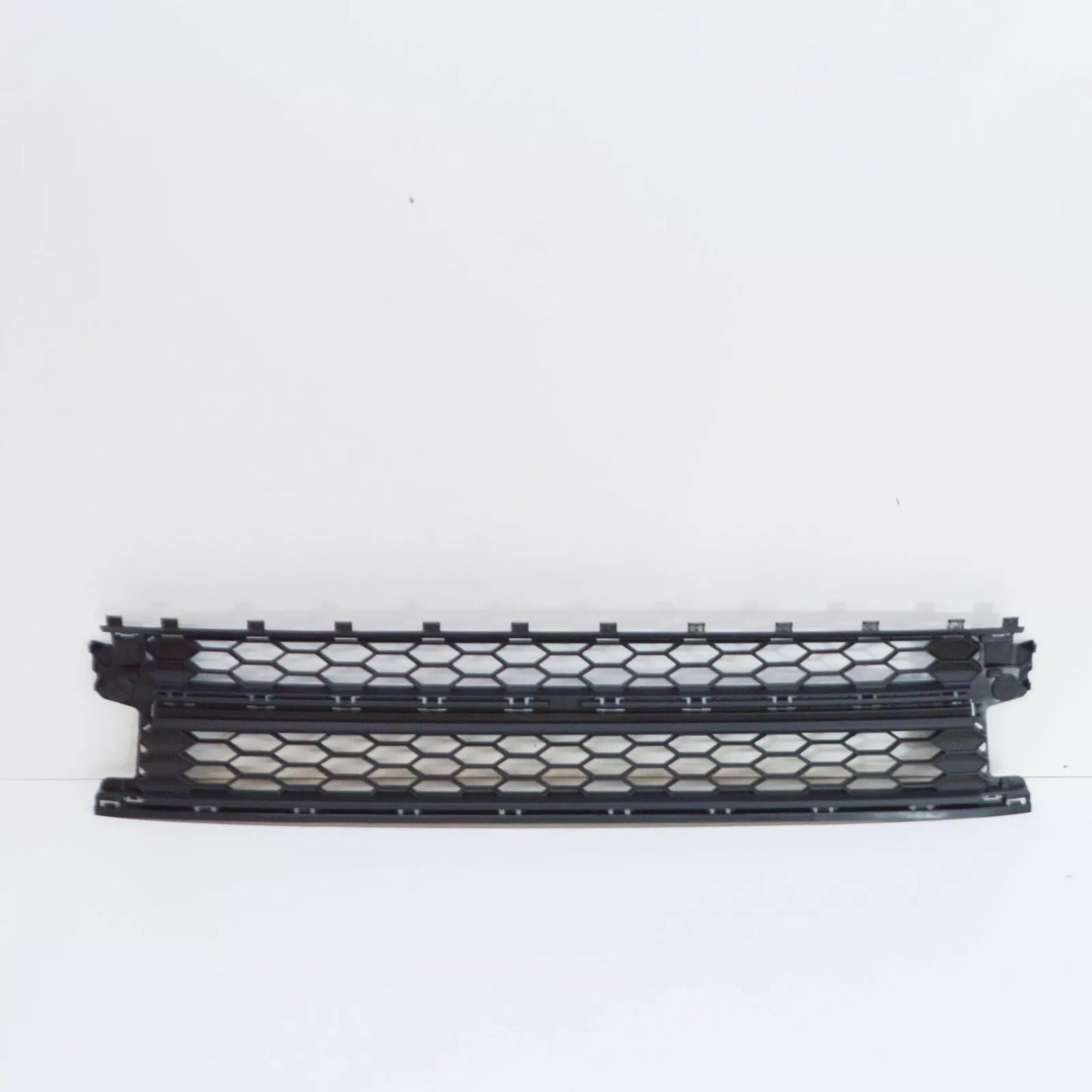 NEW VOLKSWAGEN POLO AW FRONT BUMPER LOWER GRILLE GTI 2G0853677H ORIGINAL