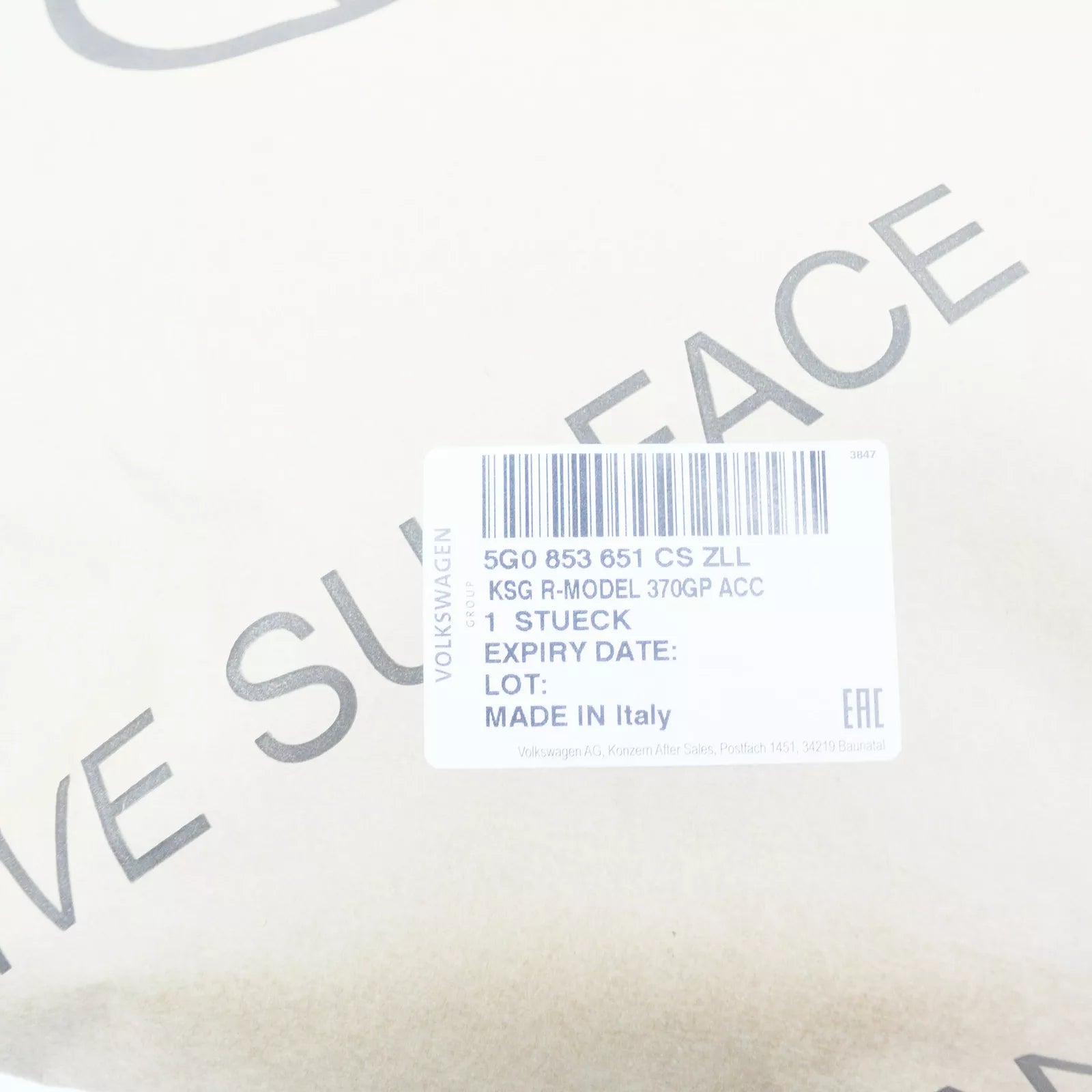 NEW VOLKSWAGEN GOLF MK7 R RADIATOR GRILLE 5G0853651CSZLL ORIGINAL