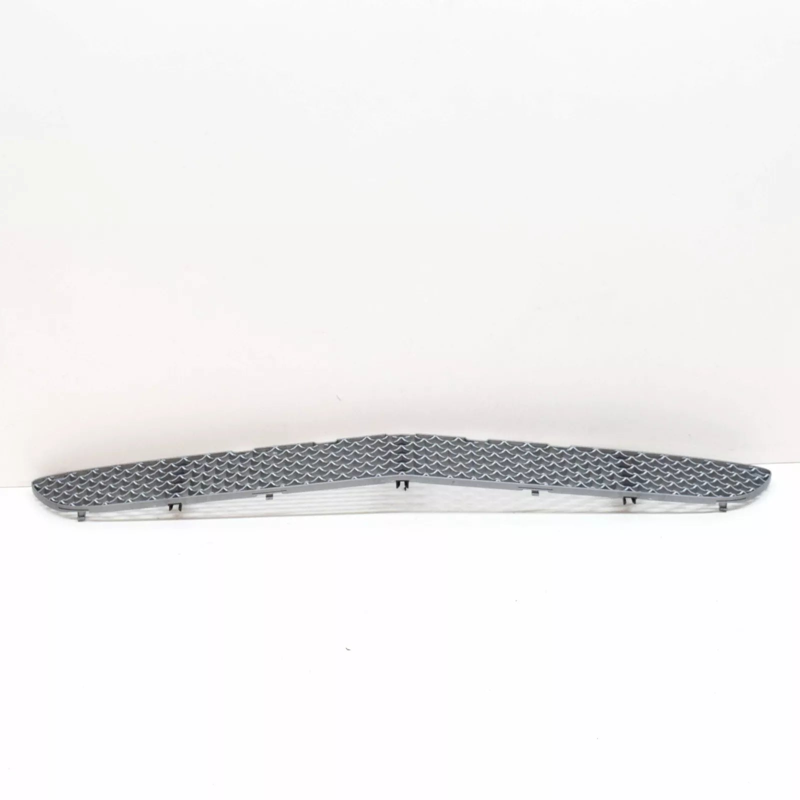 NEW MERCEDES BENZ CLS C219 FRONT BUMPER LOWER CENTER GRILLE A2198851923