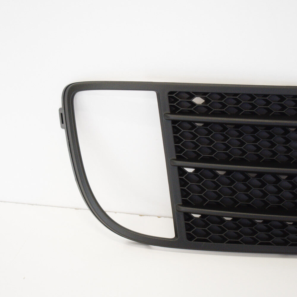 NEW VOLKSWAGEN GOLF MK6 FRONT RIGHT FOG LIGHT TRIM GTI 5K0853666C9B9 ORIGINAL