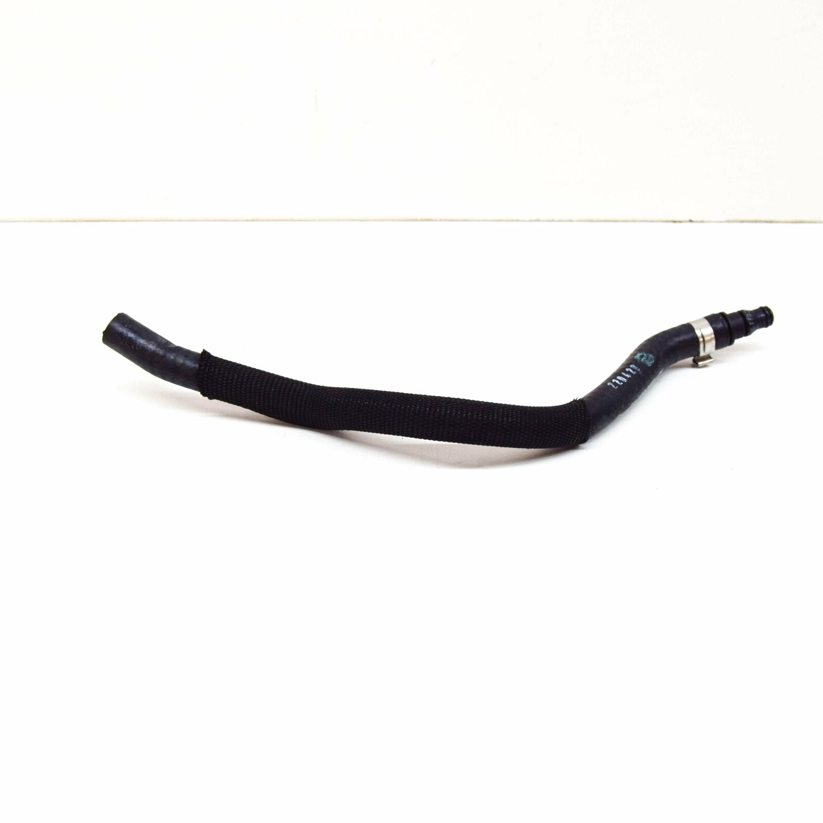 NEW MERCEDES BENZ E W211 BREATHER LINE PIPE HOSE A2115011725 ORIGINAL