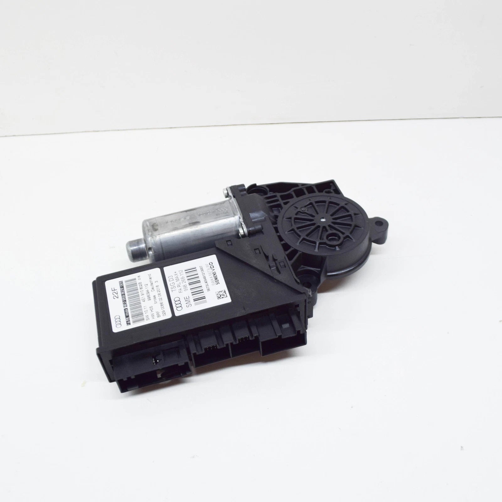 NEW AUDI A8 D3 FRONT RIGHT WINDOW REGULATOR MOTOR 4E2959802F RHD ORIGINAL