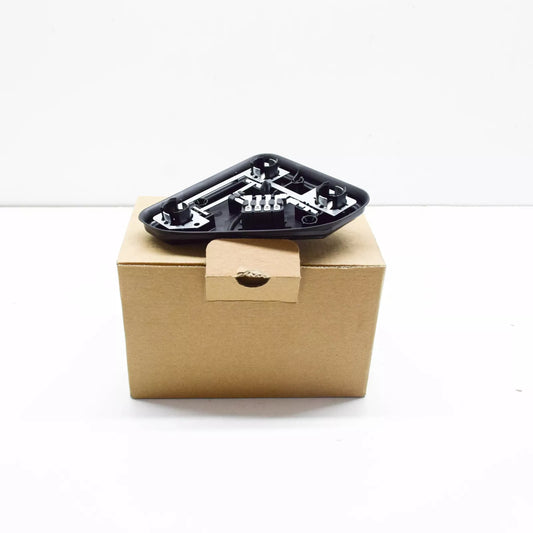 NEW BMW 5 E39 REAR LEFT BULB SOCKET 8371325 63218371325 ORIGINAL