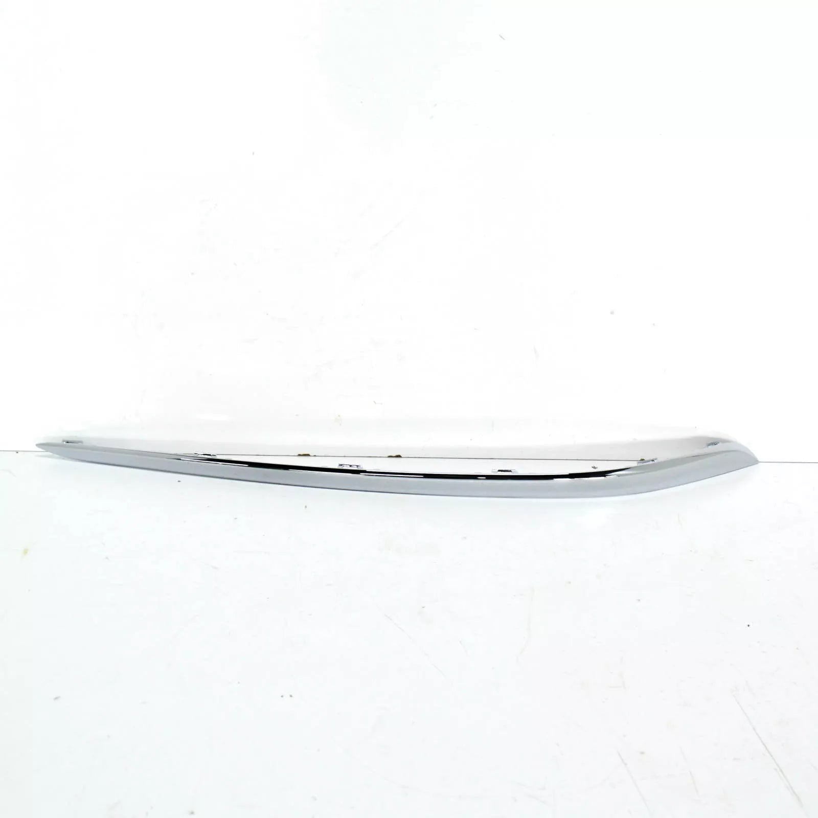 NEW BMW 7 G11 FRONT BUMPER RIGHT LOWER MOLDING 51117362696 7362696 2016 ORIGINAL