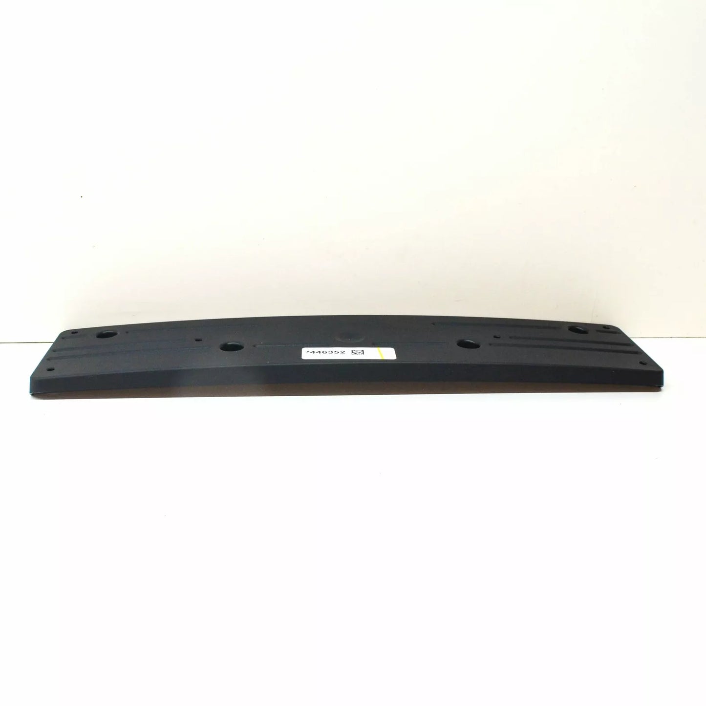 NEW BMW X7 G07 FRONT BUMPER NUMBER LICENSE PLATE HOLDER ECE 51117446352 ORIGINAL