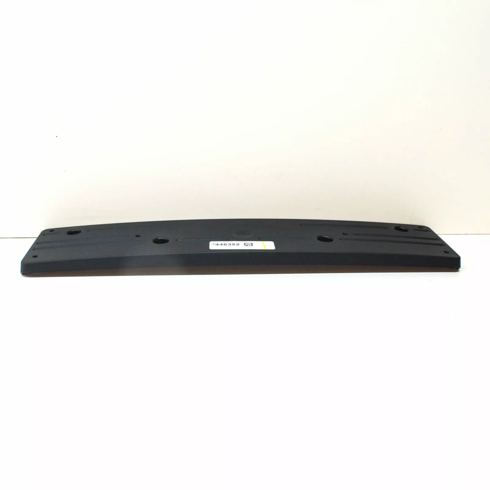 NEW BMW X7 G07 FRONT BUMPER NUMBER LICENSE PLATE HOLDER ECE 51117446352 ORIGINAL