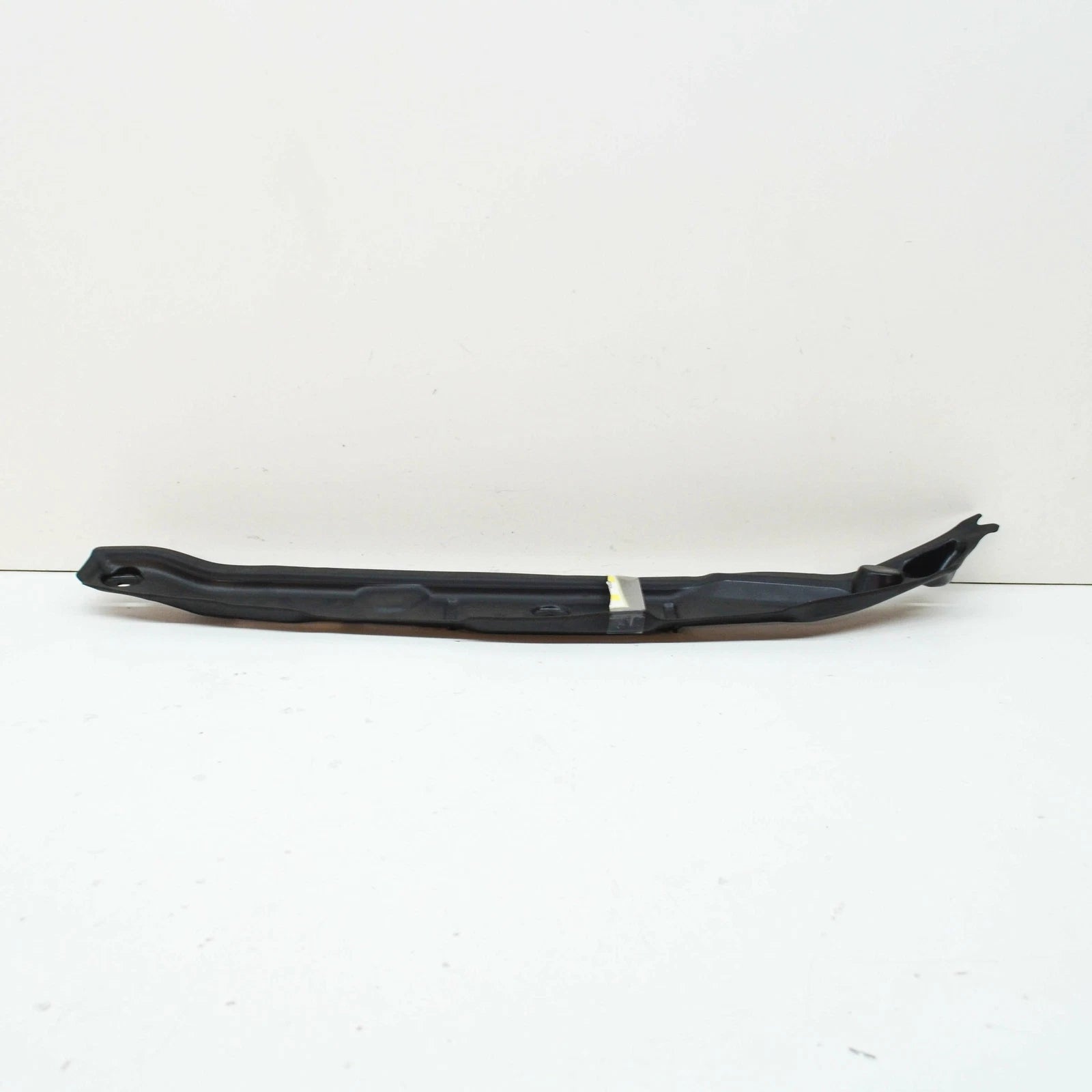 NEW AUDI A6 C8 FRONT RIGHT FENDER WING SEAL COVER 4K0821112 ORIGINAL