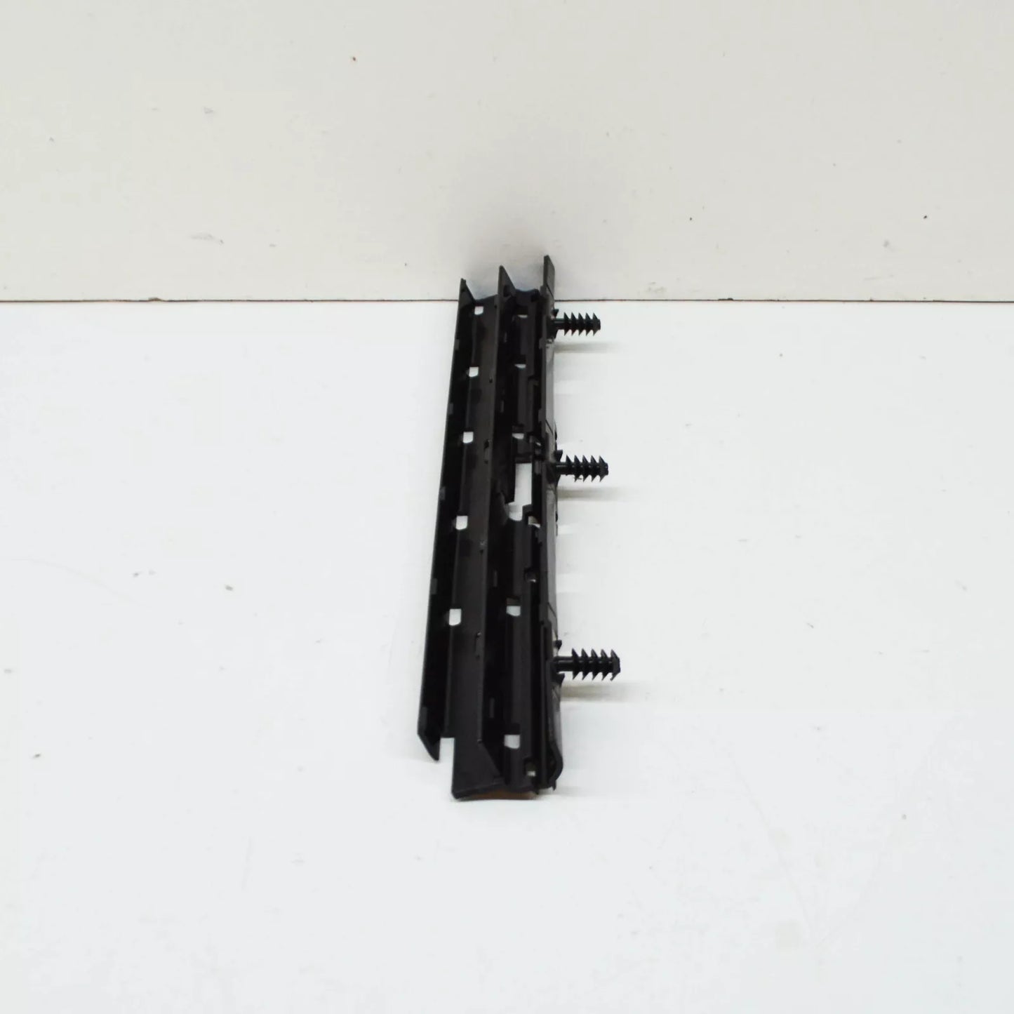 NEW BMW 5 G30 FRONT WIRING HARNESS CABEL DUCT 61136837365 6837365 ORIGINAL