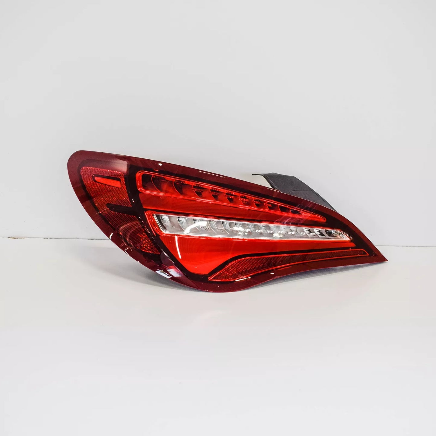 NEW MERCEDES-BENZ CLA COUPE C117 REAR LEFT TAILLIGHT A1179063700 ORIGINAL