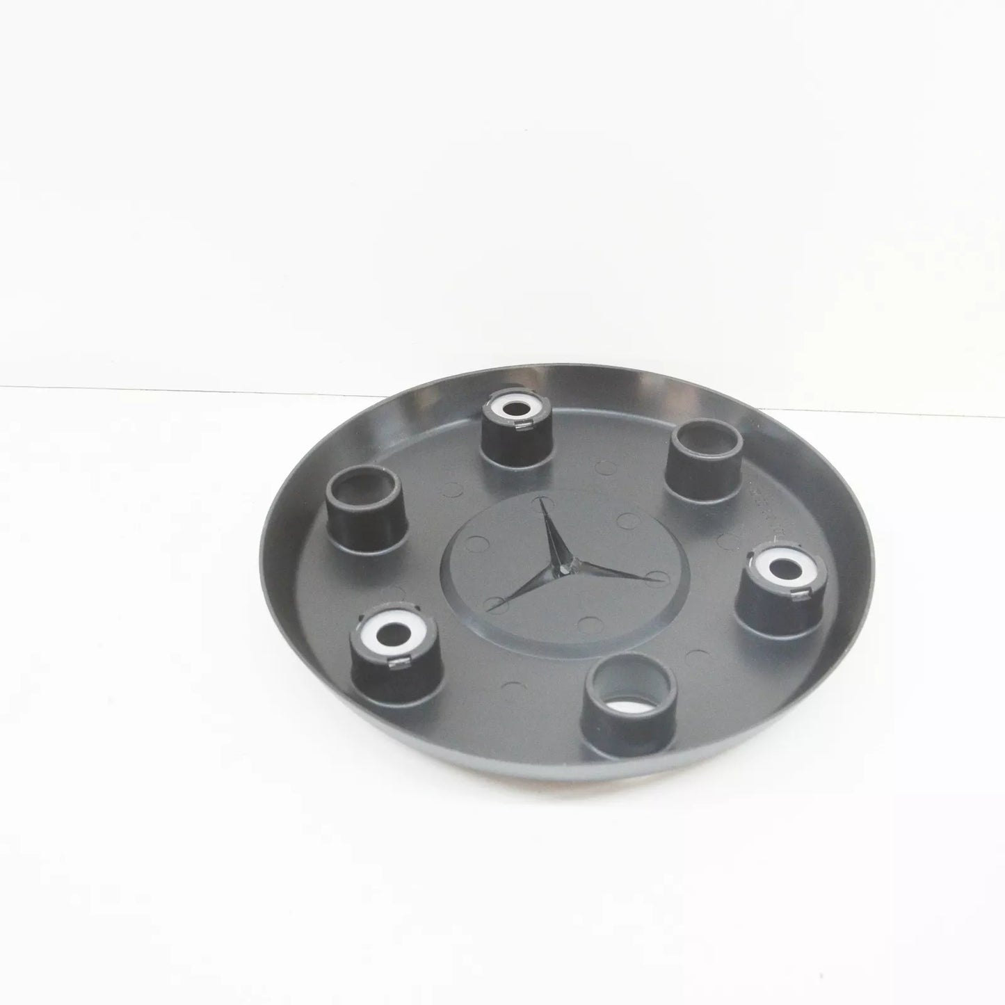 NEW MERCEDES-BENZ SPRINTER W903 WHEEL HUB COVER A6674000325 ORIGINAL