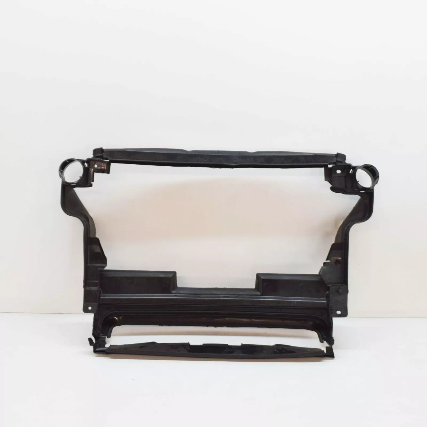 NEW MERCEDES-BENZ M-CLASS W164 FAN SHROUD A1645000916