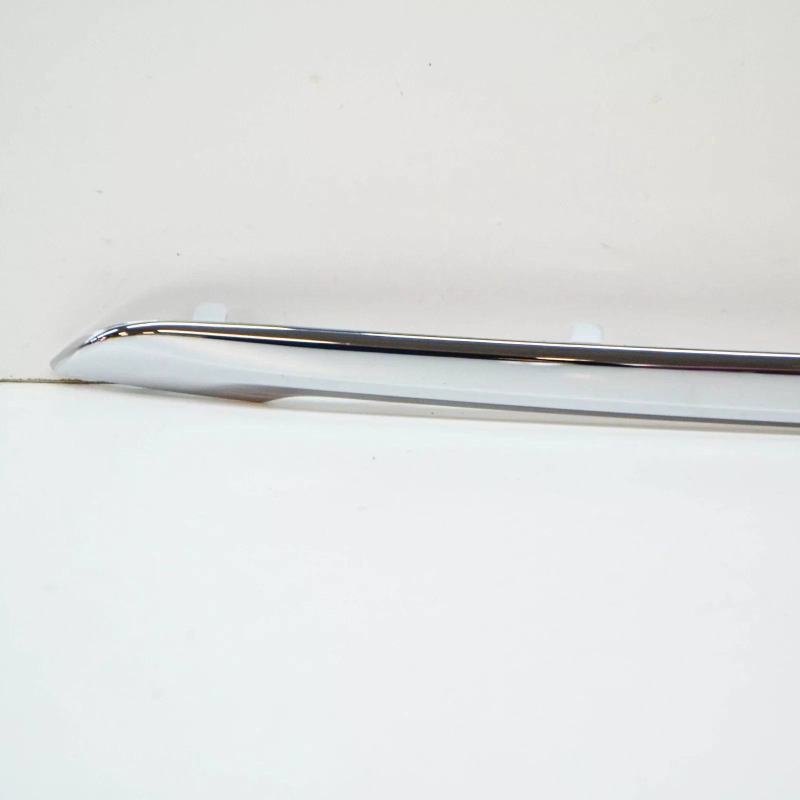 NEW BMW X3 G01 REAR BUMPER CENTER MOLDING CHROME STRIP 51117458875 ORIGINAL