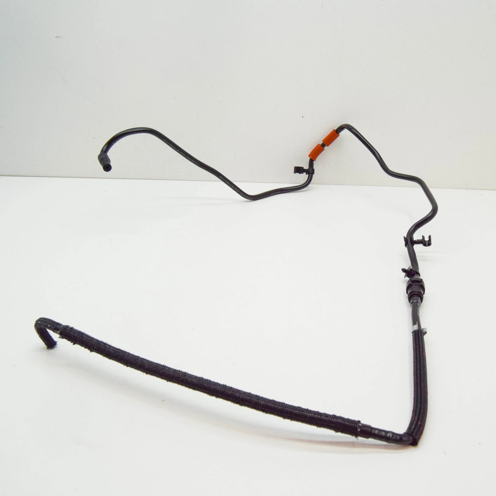 NEW MERCEDES-BENZ E W213 ENGINE VACUUM LINE A1761400100 ORIGINAL