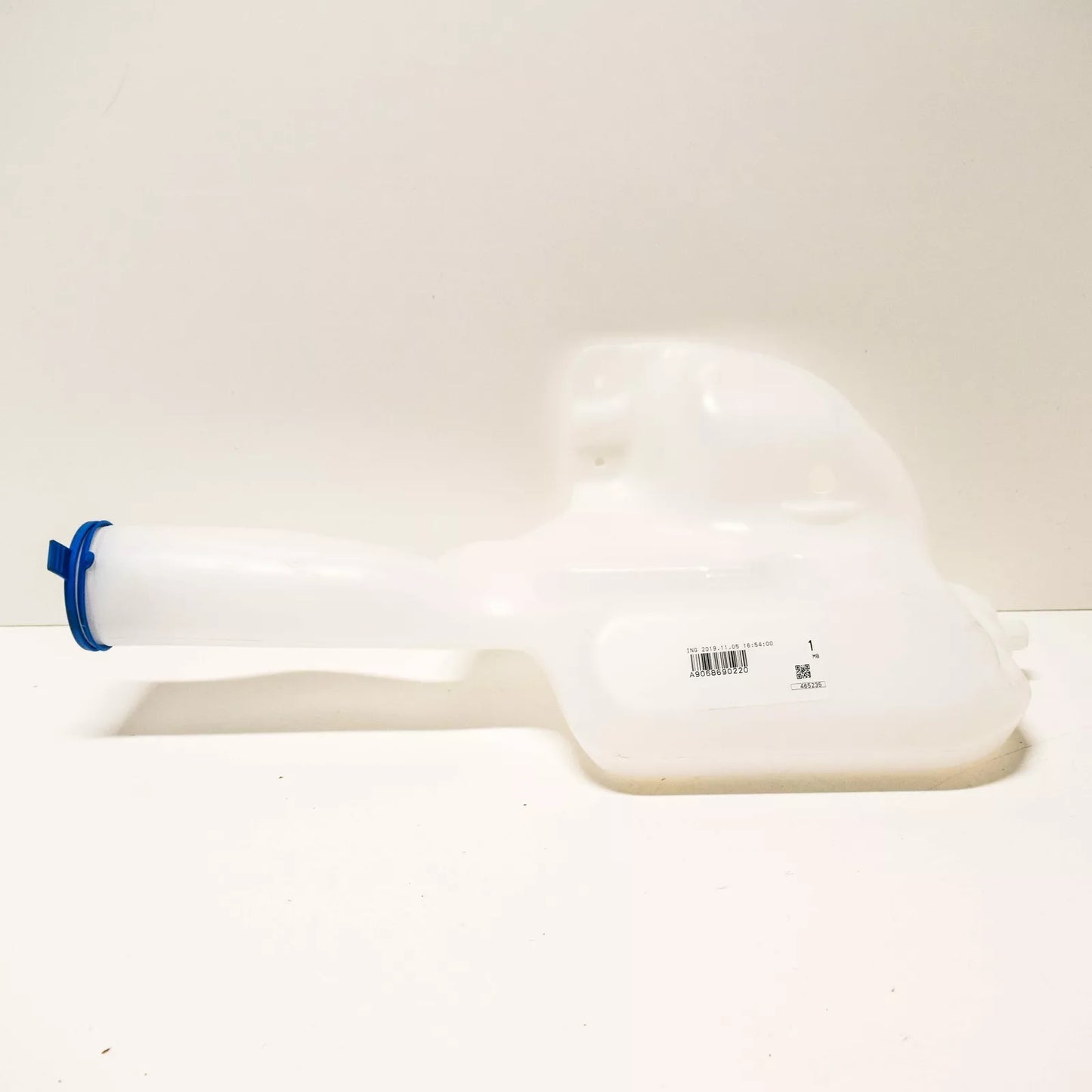 NEW MERCEDES BENZ SPRINTER 906 WINDOW WASHER BOTTLE TANK A9068690220