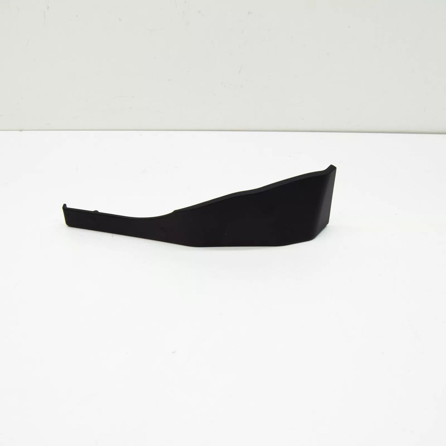 NEW AUDI E-TRON GT RIGHT HOOD HINGE COVER 4J3823746 ORIGINAL